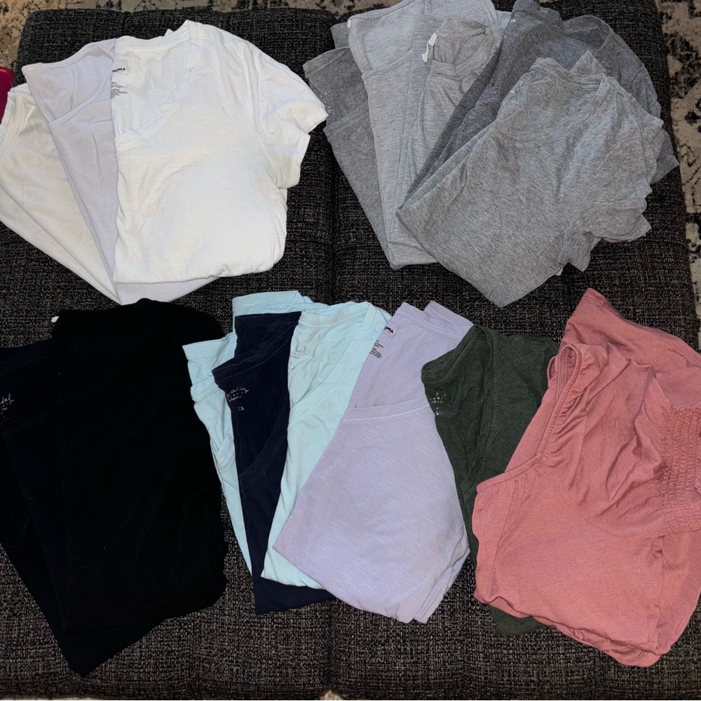 Maternity short sleeve shirts